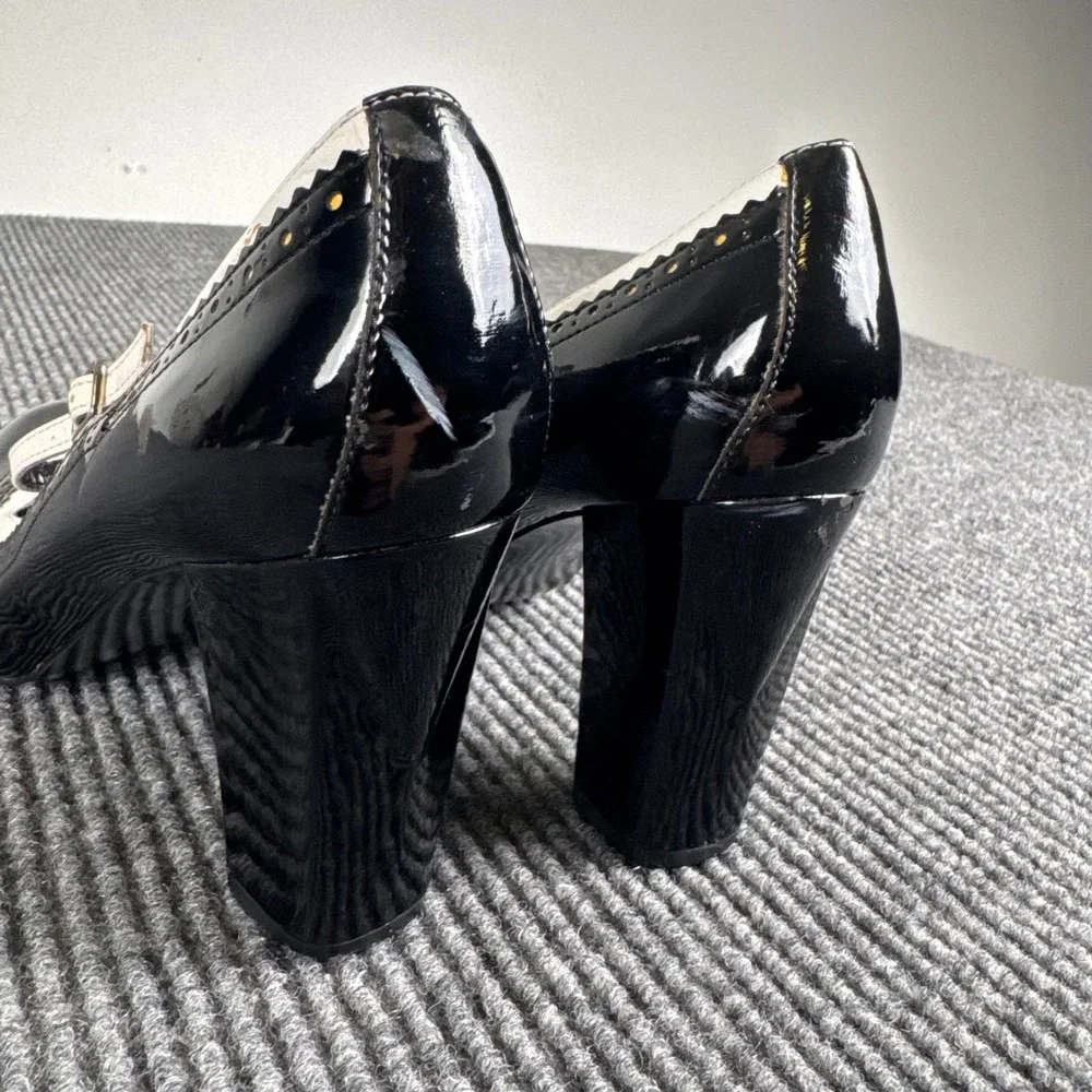 ALDO 40 Black White Patent T Strap Mary Jane Pumps Y2K Mod Spectator Heels